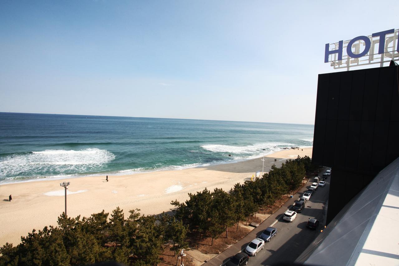 Hotel R Gangneung Luaran gambar